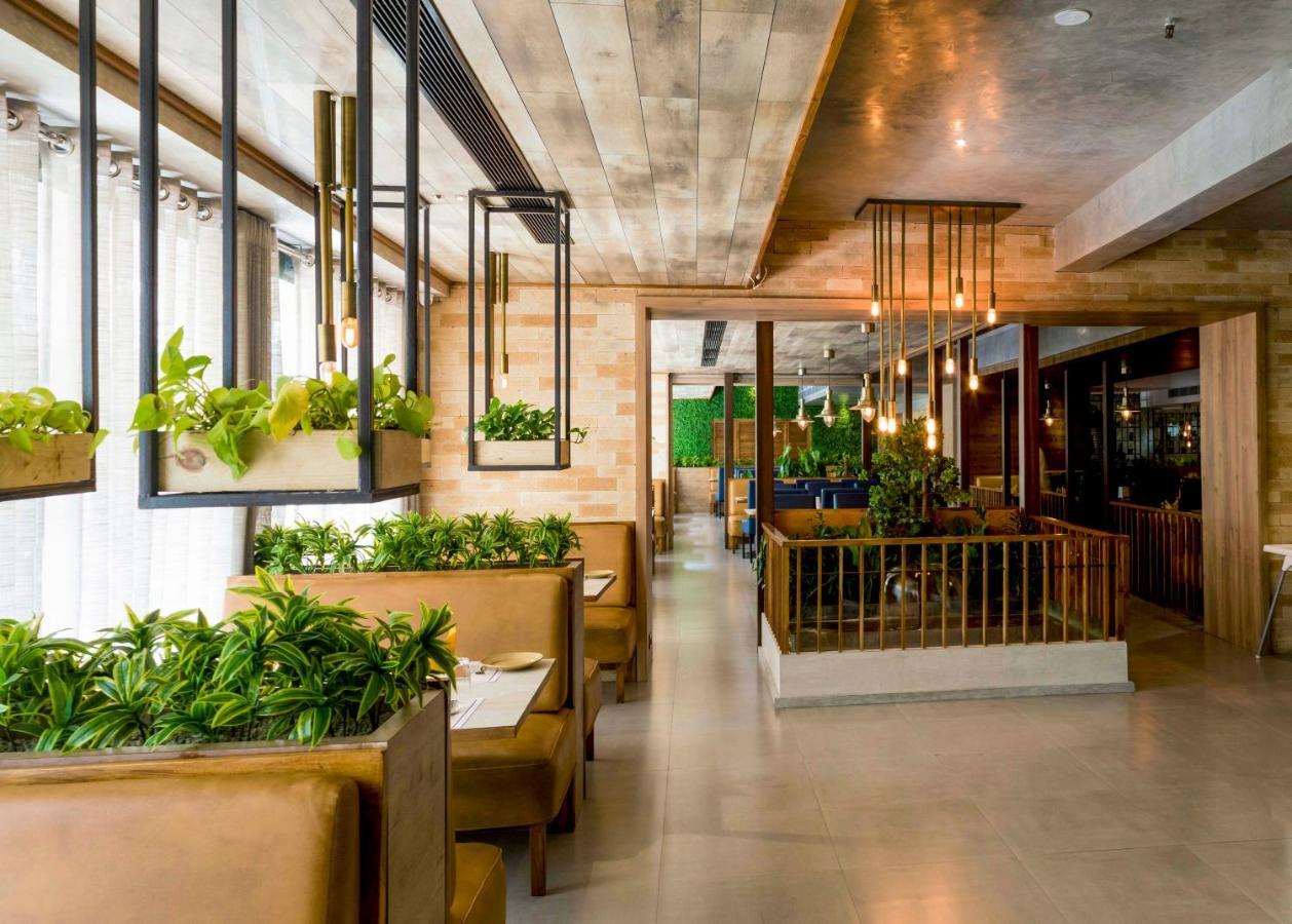 Hotel Kinara Grand Hyderabad Exterior foto
